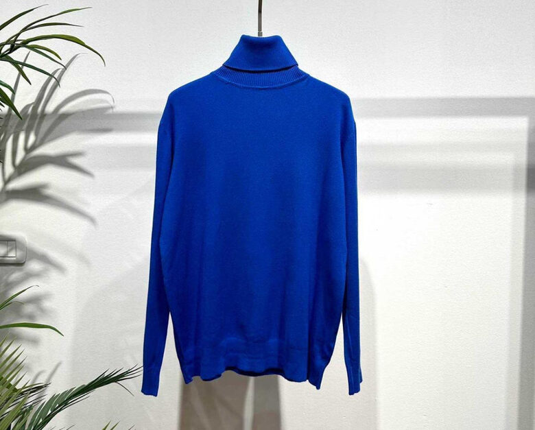 Džemperis - bītlene ar augsto apkakli un viskozi Zils Universāls izmērs 